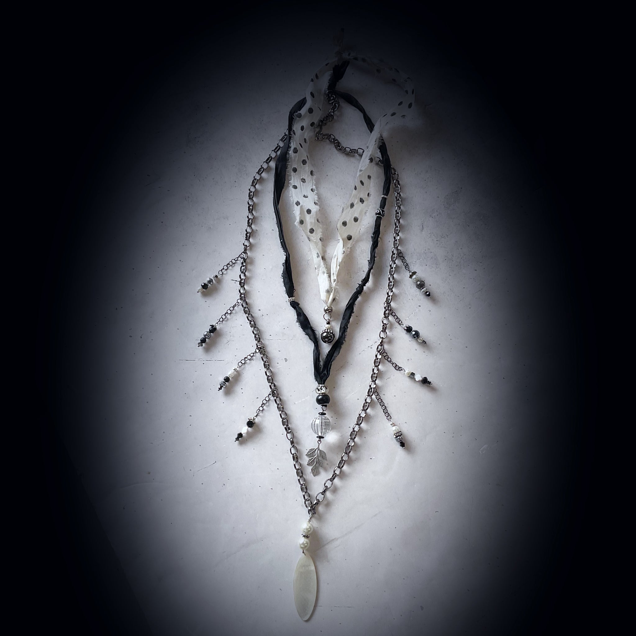 The Vintage Collection Neck Mess Necklace
