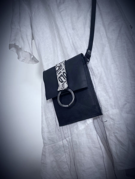 ‘Elle’ Black Leather Phone Satchel - Todays News